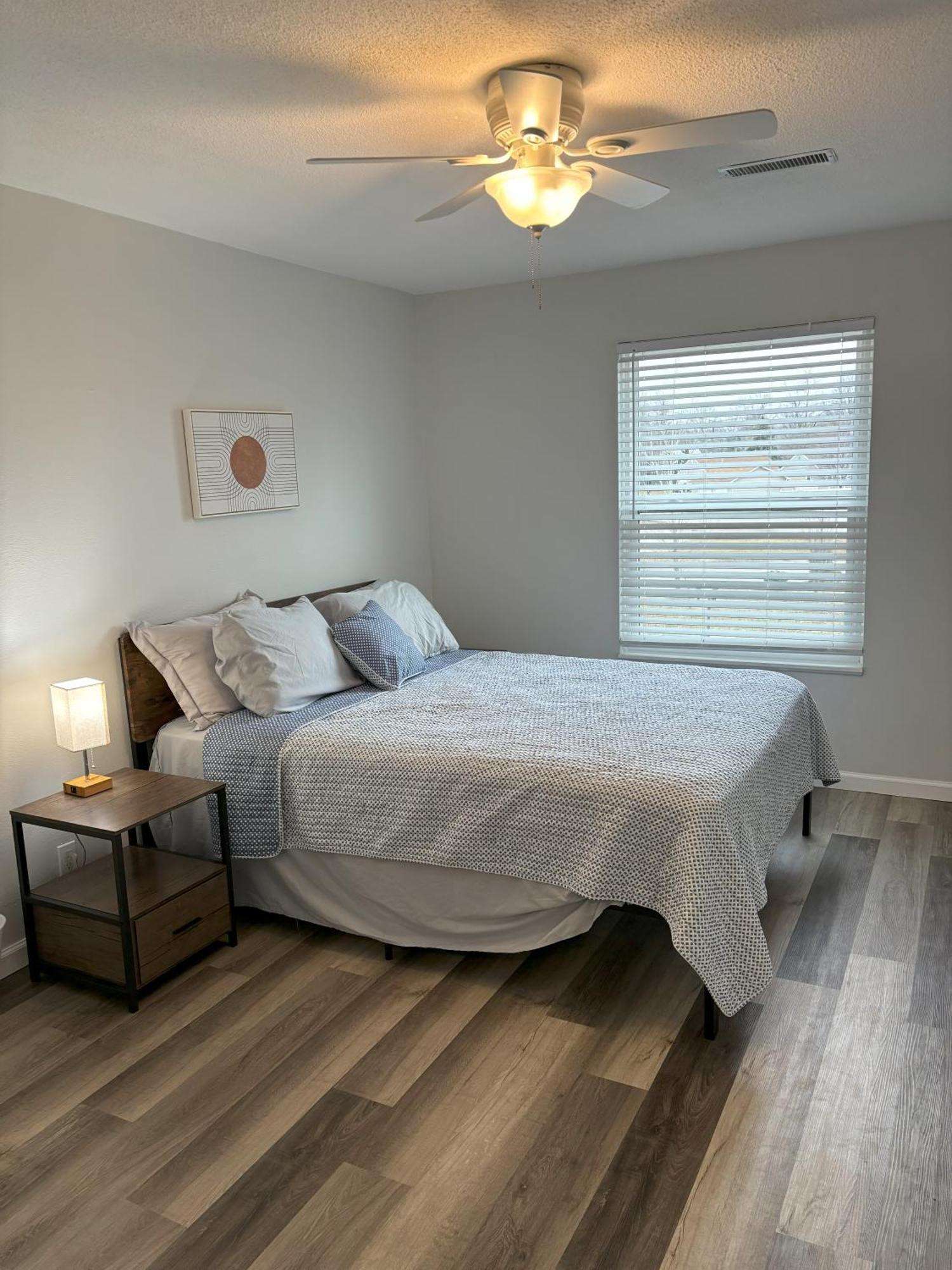 Peaceful Park 2 Bedroom Remodeled Family Suite Granite City Exterior foto